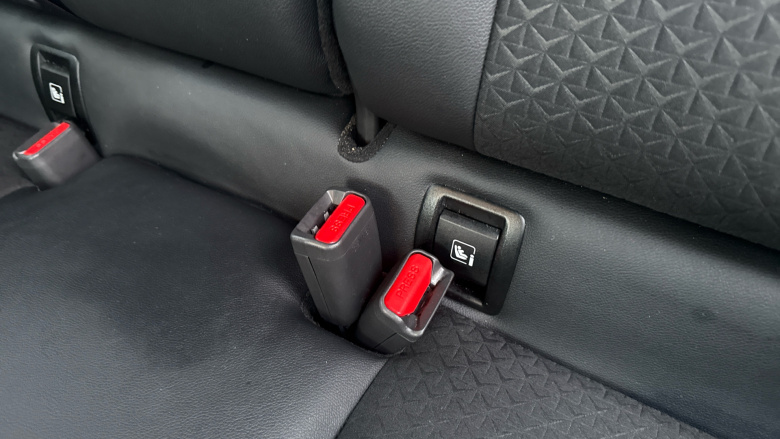 Nissan Juke 1.0 DiG-T N-Connecta 5dr Petrol Hatchback